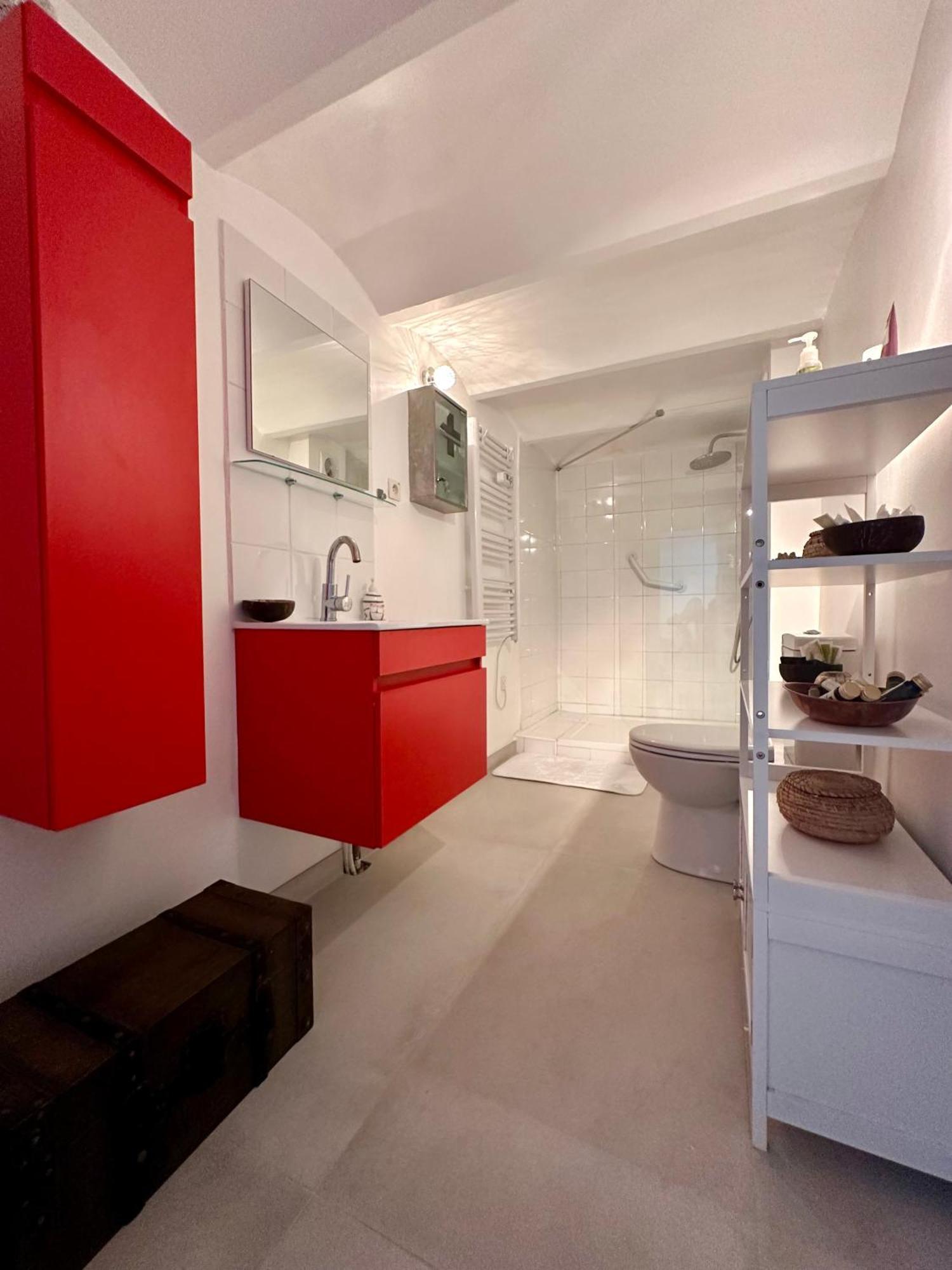 Casa Terra Rossa Le Confort Creatif Au Coeur De Marseilles
